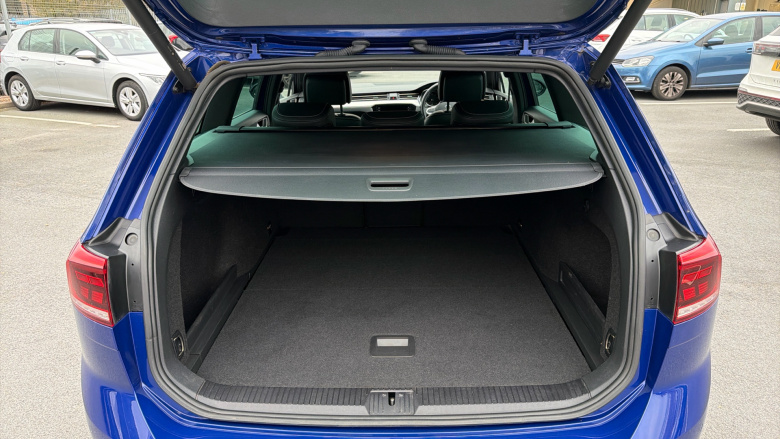 Volkswagen Passat 1.5 TSI EVO R-Line 5dr DSG Petrol Estate